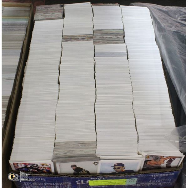 THOUSANDS OF UNSEARCHED SPORTS CARDS ESTATE NHL