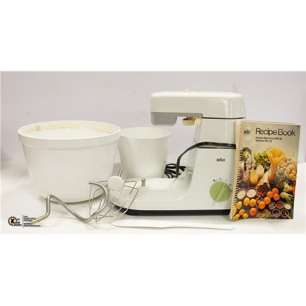 BRAUN MULTIMIXER W/ ACCESSORIES