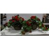 Image 1 : PAIR OF HANGING ARTIFICIAL FLOWERS IN WICKER