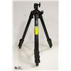 Image 1 : MANFROTTO TRIPOD