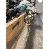 Image 3 : Makita Miter Saw with Bench