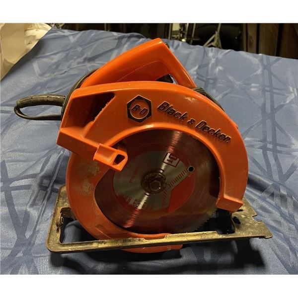 Black & Decker 7 1/4  Circular Saw