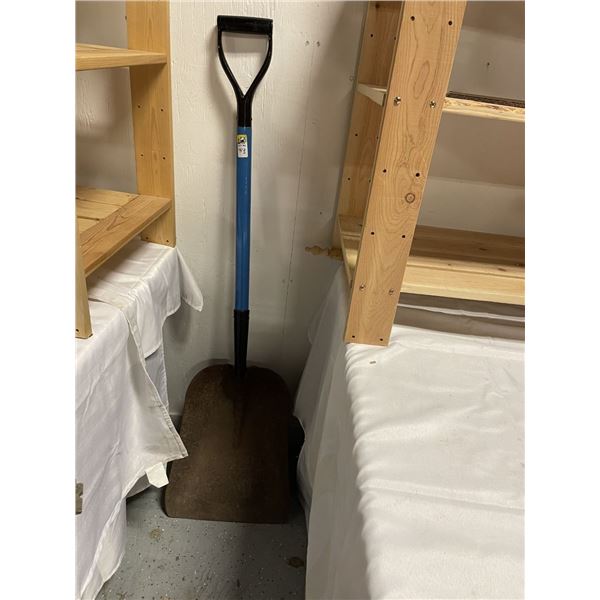 Large Shovel