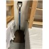 Image 1 : Large Shovel