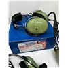 Image 6 : Lot of 3- David Clark airplane Pilot Headsets