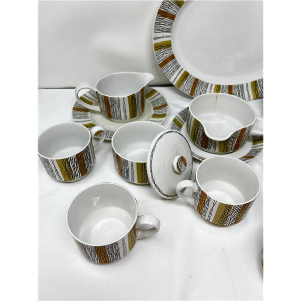 Sienna Midwinter tableware set