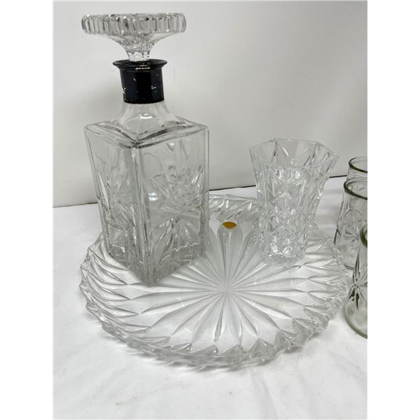 Silver plate accent glass bar set with decanter