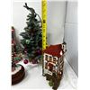 Image 2 : Christmas Decoration lot including crackers