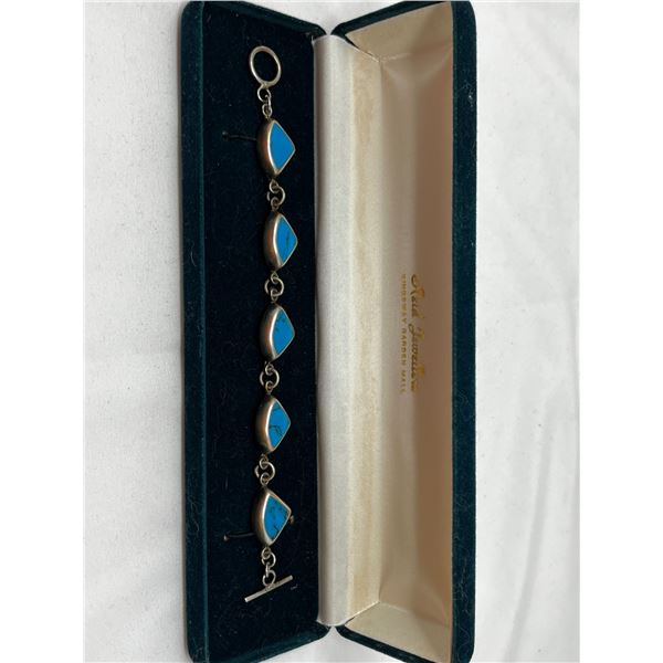 28.4 gram .925 silver turquoise 7" bracelet