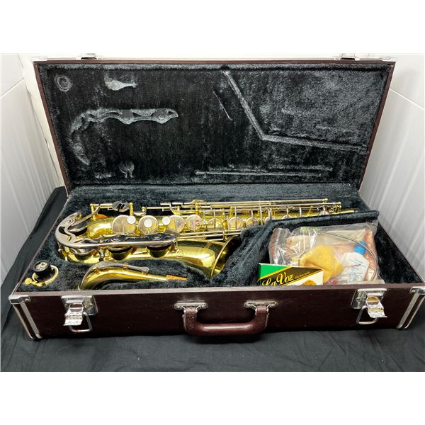 Yamaha YAS-23 Alto Saxophone with original case