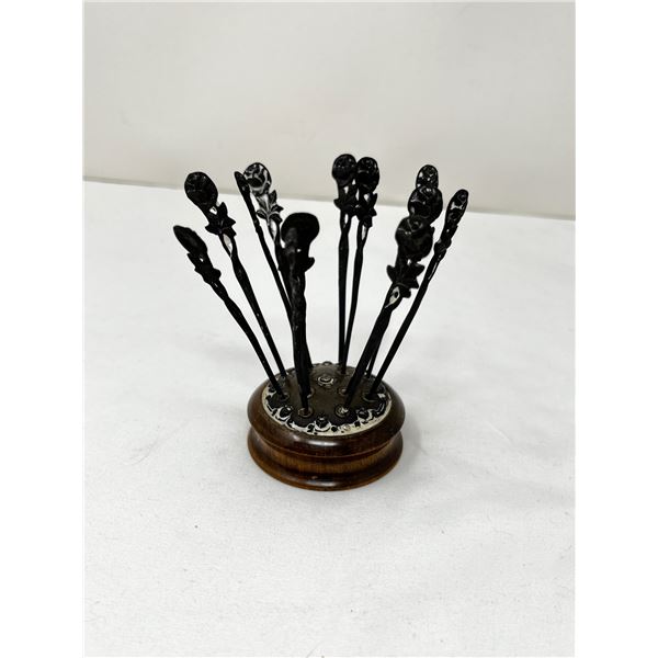 Vintage Coin silver horderve skewers 85g total weight