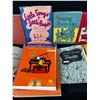 Image 2 : Mixed sheet music, piano lesson and singing books