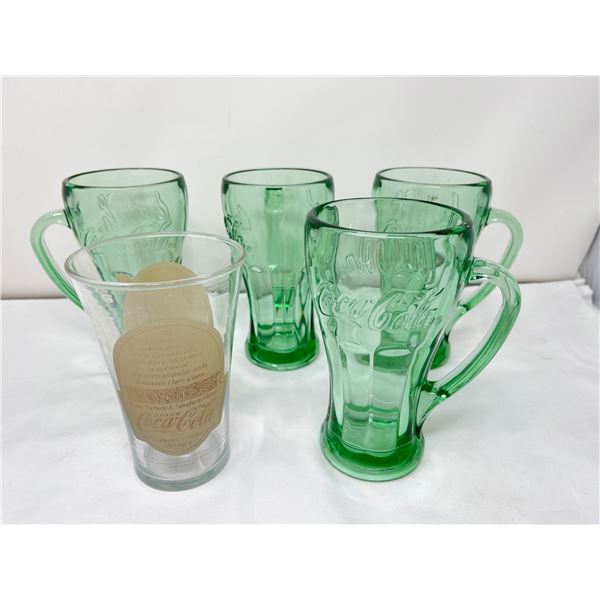 Mother's pizza and 4 coca-cola mugs