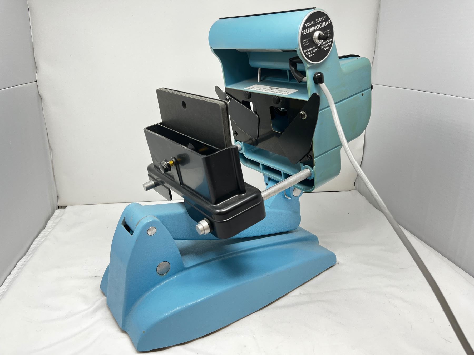 Keystone view optometrist eye tester