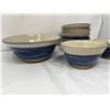 Image 3 : Stoneware bowl set 6 small one large
