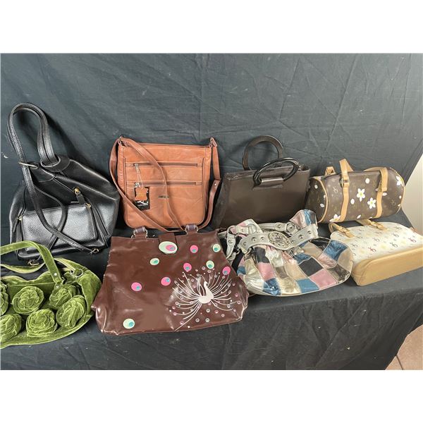 Lot of mixed ladies handbags