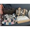 Image 2 : Lot of mixed ladies handbags