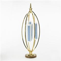 American table lamp with Higgins glass