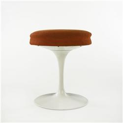 Eero Saarinen Tulip stool