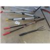 Image 2 : 6 Hand Yard Tools ; Clippers, Pruners, Buck Saw