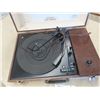 Image 2 : Vagabond Portable Record Player