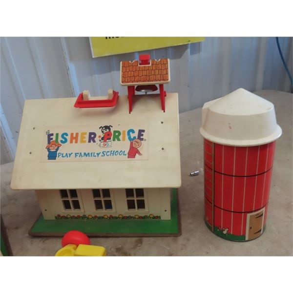 Fisher Price School House & Silo