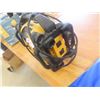 Image 2 : DeWalt JobSite Radio