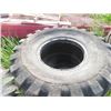 Image 1 : (2) 20.5 - 25 Wheel Loader Tires