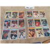 Image 7 : Over 300 Mix of Modern & Vintage Hockey Cards Including Lots of Rookie Cards