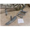 Image 3 : Walk Behind Garden Scuffler with 3 Attachments