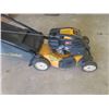 Image 2 : Cubcadet 173cc Sefl Propelled Mower with Bagger - Working Condition