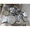 Image 4 : Quantity of Hubcaps - Various Brands - Some Complete Sets