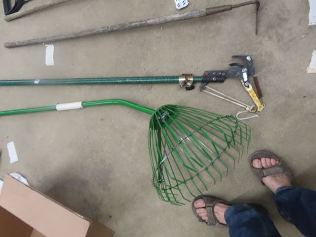 7 Hand Yard Tools ; Shovel, Spade, Hoe, Tree Branch, Rake, Hose