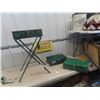 Image 1 : 3 Coleman Stoves & 1 Stand