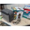 Image 3 : Honeywell Humidifier, Chocolate Fountain Press & Refresh Wrinkle Eraser 12 Volt Cooker