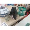 Image 4 : Stained Lamp Shade & Lamp Parts