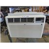 Image 1 : LG 7800 BTU Air Conditioner