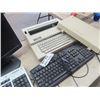 Image 4 : Optiquart Monitor, 3 Keyboards, Smith Corona Electric Typewriter