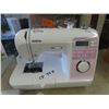 Image 2 : Brothers Innov-15 40E Sewing Machine