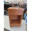 Image 1 : Oak Night Table with Drawer 25.5" x 15" x 12"