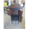 Image 4 : Oak Cabinet Gramaphone with Bottom Record Storage - Working Condition