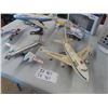 Image 2 : 7 Planes; 5 Plastic, 2 Tin & 3 Stands