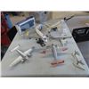 Image 4 : 7 Planes; 5 Plastic, 2 Tin & 3 Stands