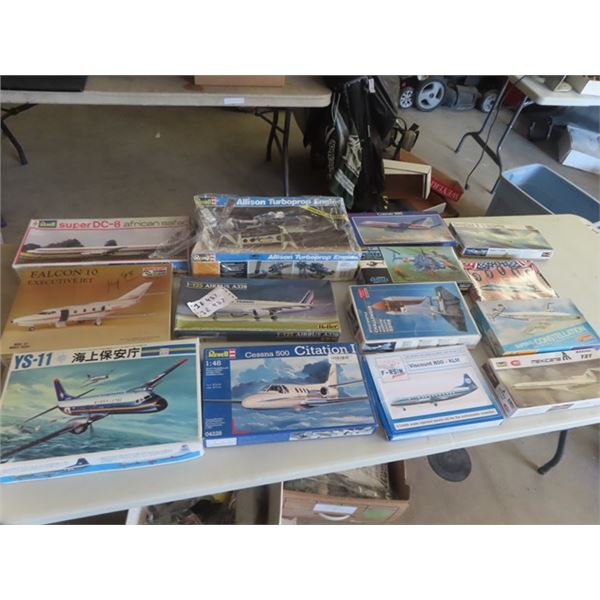 14 Model Planes - up to 1/110 Scale