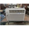 Image 1 : Sunbeam 6000 BTU Window Air Conditioner