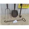 Image 2 : Hay Fork, Old Handled Spade, Wrecking Bar, Stove Poke or Carrier