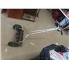 Image 1 : Vintage Reel Push Mower