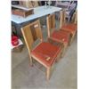 Image 2 : 4 Matching Dining Room Chairs