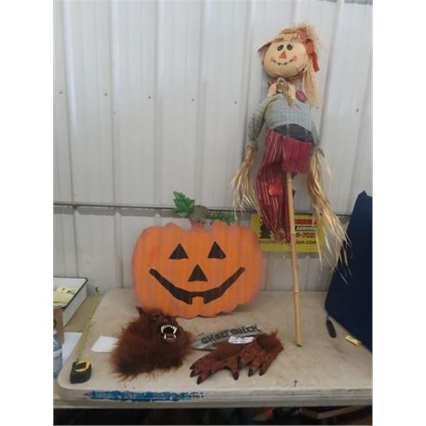 Metal Pumpkin Display , Scarecrow, Wolfman Mask + Mitts