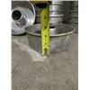 Image 3 : (32) Commercial Grade Bundt Pans 8" W x 3"